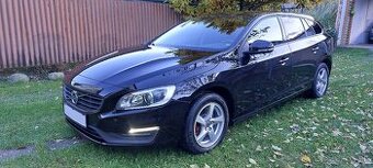 Volvo V60 D4 2.0L 190k Momentum