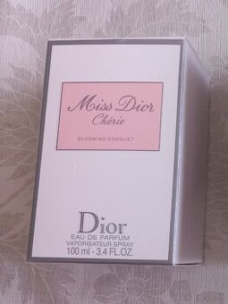 PREDANÉ❗️Dámsky parfém