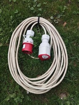 Predlžovací kábel