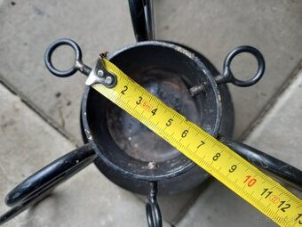 Predám stojan na vianočný stromček veľký aj malý