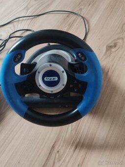 Ovládač, volant, pedale