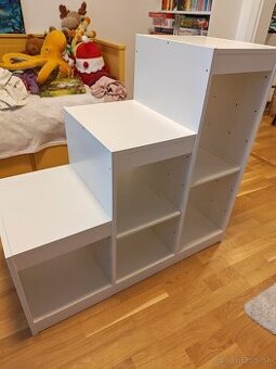 Ikea detska kniznica Trofast