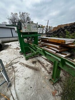 Pásová píla Vyrex