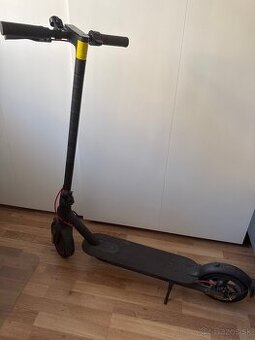 Predám elektrickú kolobežku Xiaomi Mi Pro 2