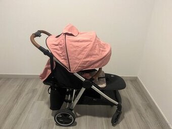 Predám detsky kocik petitte&mars