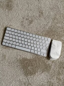 Mys a klavesnica Apple