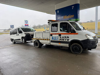 Odťahový- vyprošťovací  špeciál Iveco Daily 65C18  2011