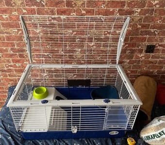 KLIETKA S PRÍSLUŠENSTVOM