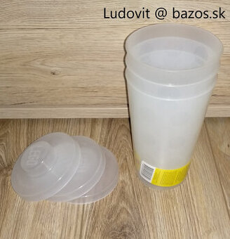 LEGO PaB plastové poháre