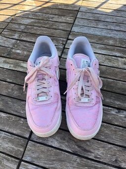 Nike air force 1 botasky damske