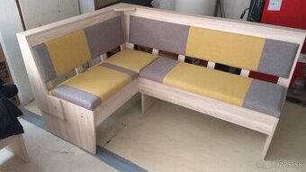 Kuchunska rohova lavica