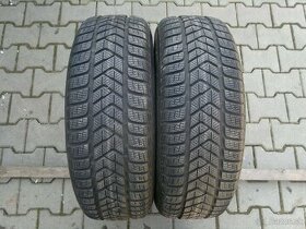 Zimne pneu. Pirelli 215/65 r16