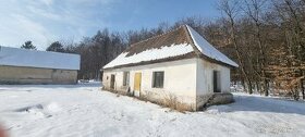 Na predaj pôvodná dobová chalúpka nad obcou Krásna Ves