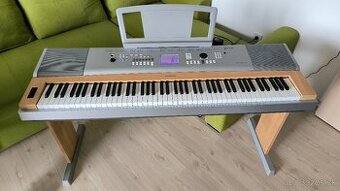 Predám keyboard Yamaha Portable Grand DGX 620