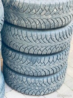 celoročné pneumatiky Vraník 215/55 R16 H 97