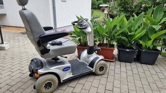 Elektrický vozík pre invalida