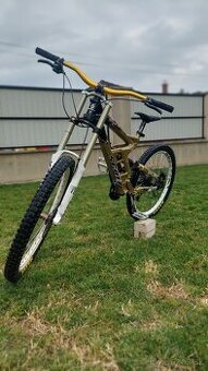Scott Downhill