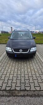 VW Touran - 1