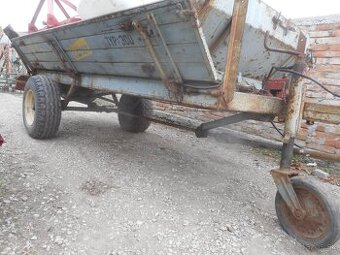 Rozmetadlo na hnoj  EICHER 3T