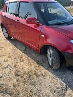 Predám Suzuki Swift 1.3 benzín r.v 2007