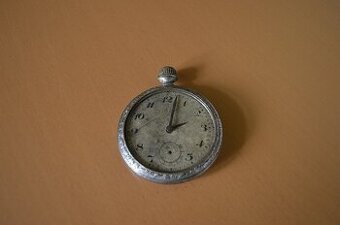 predam starozitne ruske vreckove hodinky Moskva