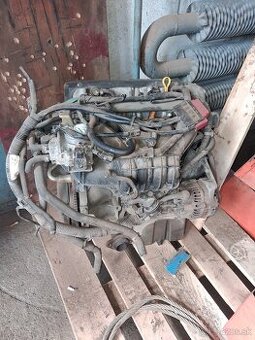 SUZUKI SWIFT 04-09 motor 1.3 BENZIN M13A
