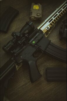 Airsoft replika M4 CM.515 Cyma