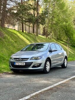 Opel Astra 1.6 CDTI, r.v. 2014, 154 000 km, 81 kW