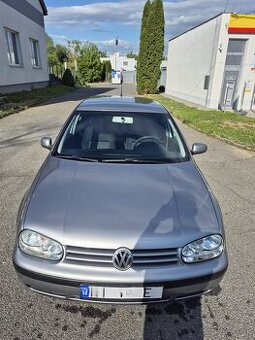 Volkswagen Golf 1.4