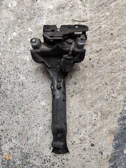 Zámok prednej kapoty TOUAREG 7L