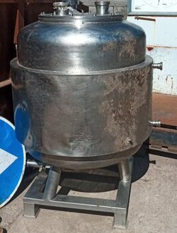Fermentacna nádrž, pivo, víno, napoje, pivovar