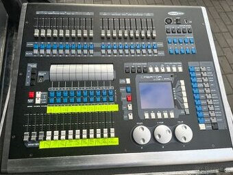 Showtec Creator 1024 PRO 1024.kanálový DMX pult