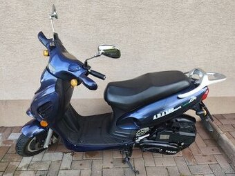 skúter Adams 125