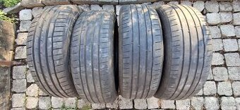 Hankook Ventus S1 evo3 235/60 R18 103T