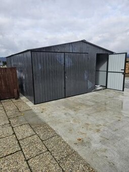 Plechová garáž na mieru