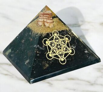 Orgonitová pyramída s Metatronovou kockou – sila ochrany a u