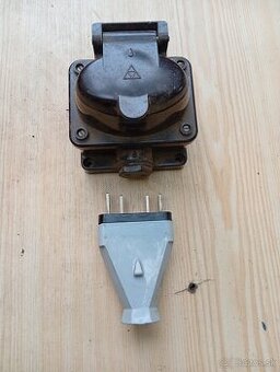 Predam zásuvky na 380V/400V