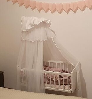 Kolíska / Prvá postieľka