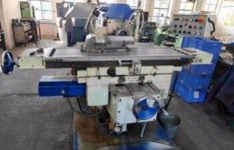 Frézka FGU 32, rok výroby 2005