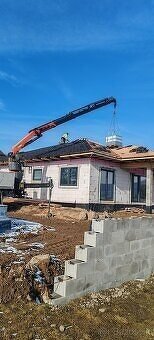 Preprava a manipulácia hydraulickou rukou ZH