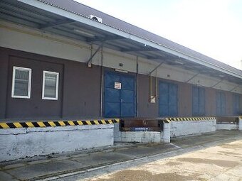 Skladové priestory, Na pántoch, Bratislava III