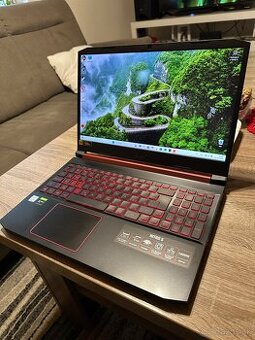 Acer Nitro 5 – I5 9300h / GTX 1650 4GB