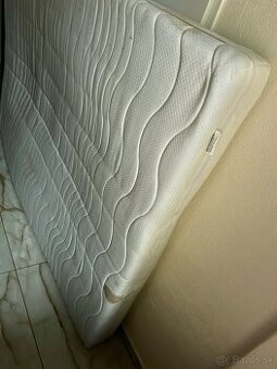 DARUJEM matrac 140x200 cm