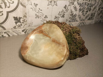 Popolník Zlatý Ónyx