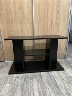 Stojan pod akvárium