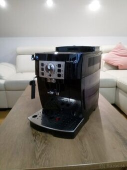 Kávovar Delonghi Magnifica S