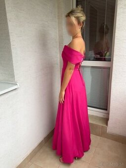 Šaty na stužkovú udalosť