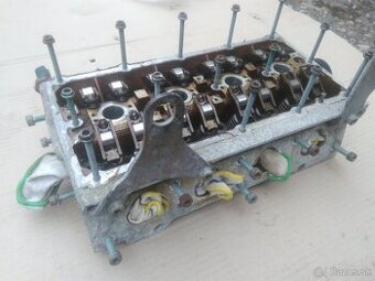 ŠKODA, VW HLAVA MOTORA  1.4 16v  BBZ