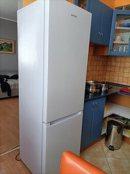Chladnicka Gorenje RK4182PW4