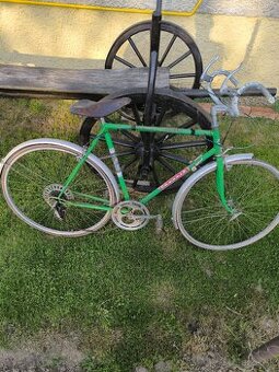 Cestný bicykel Favorit – originálny stav